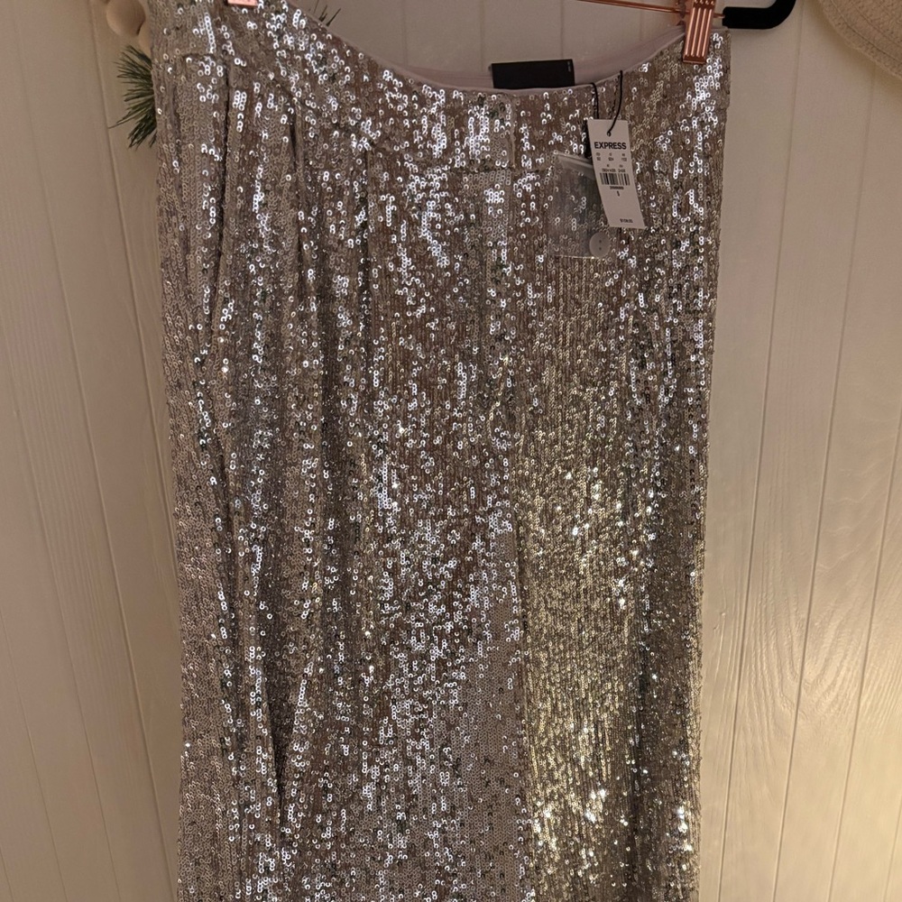 NWT Express Sequin Pants - Picture 4 of 6